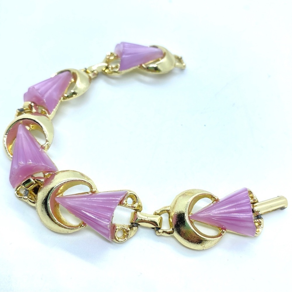 Goldtone and Pink Acrylic Fashion Jewelry Bracelet